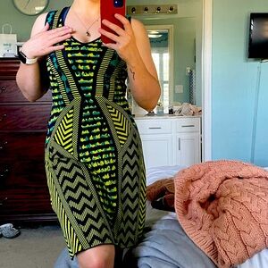 (NWT) BCBG Maxazria Patterned Knit Dress